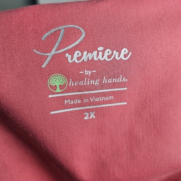 Women's Premiere Healing Hands Floral Short Sleeve Scrub Top 2X - Picture 3 of 6